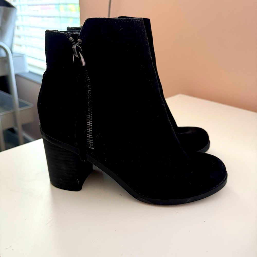 Lexie and Abbie Black Karina Ankle Booties